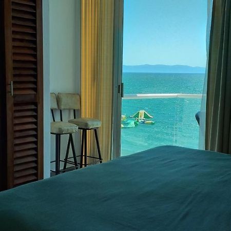 Hotel Suites Nadia Бусериас Экстерьер фото